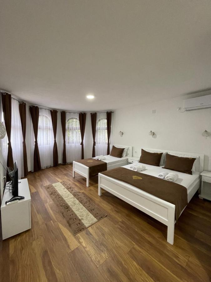 Hotel5E Plav Exterior photo